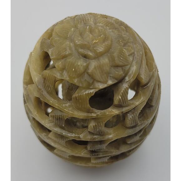 Hand-Carved Egg Natural Soap Stone 3" Owl Figurine Inside Polished Made in India - Picture 9 of 12